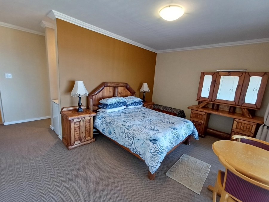 8 Bedroom Property for Sale in Dana Bay Western Cape